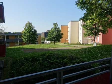 Blick vom Balkon Blick vom Balkon - Wohnung in 88213 Ravensburg mit 80m² kaufen