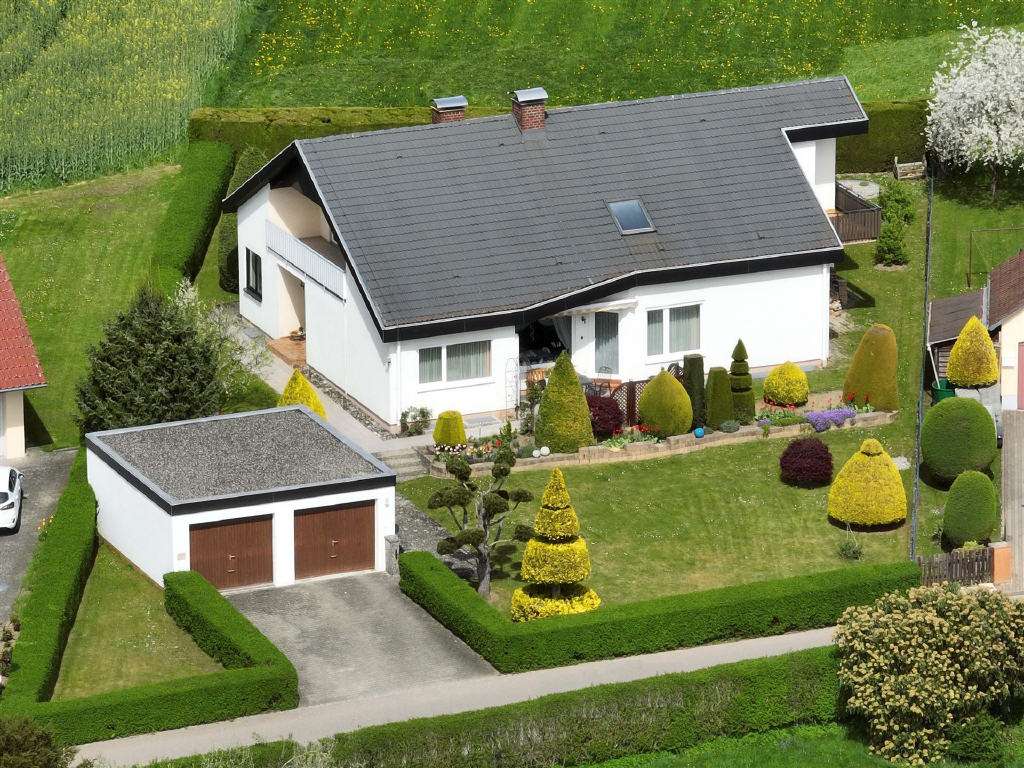 Außenansicht - Einfamilienhaus in 88326 Aulendorf mit 249m² kaufen