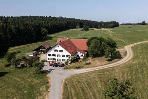 Bild2 - Aussiedlerhof in 88299 Leutkirch im Allgäu mit 150m² kaufen