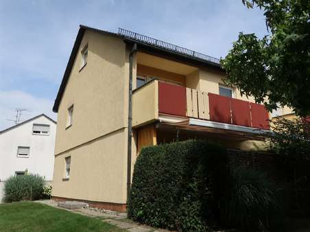 Außenansicht Außenansicht - Doppelhaushälfte in 88339 Bad Waldsee mit 119m² kaufen