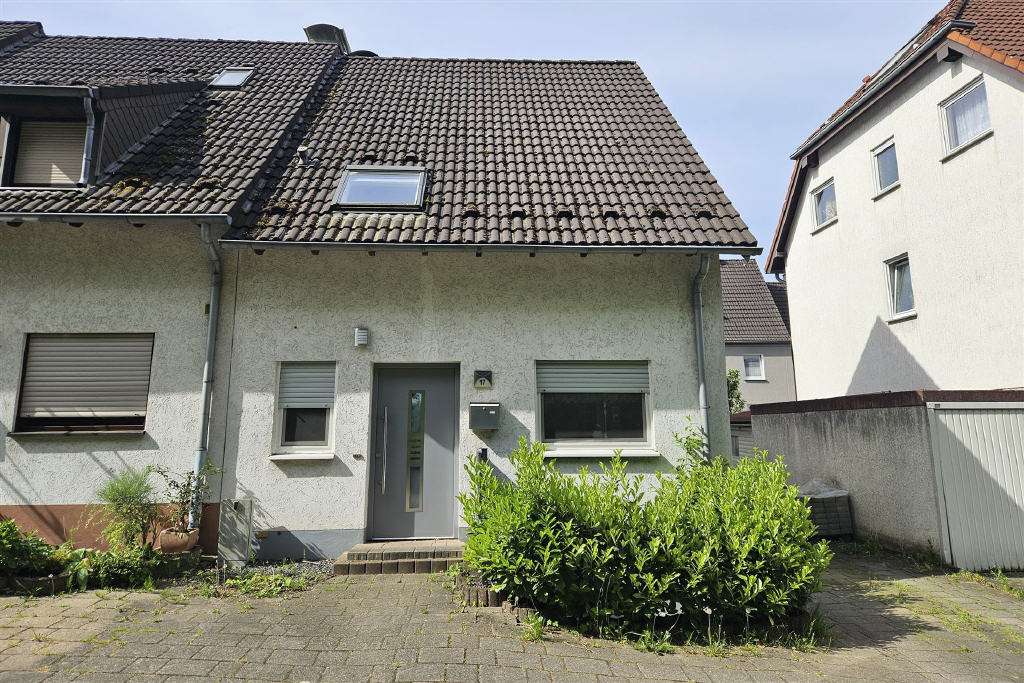 Ansicht - Reiheneckhaus in 45525 Hattingen mit 111m² kaufen