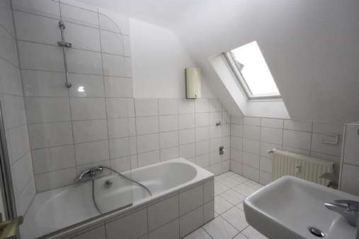 Bad - Wohnung in 45525 Hattingen mit 75m² kaufen