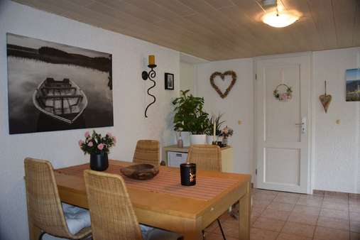 Gartengeschoss Essbereich Gartengeschoss Essbereich - Zweifamilienhaus in 79244 Münstertal/Schwarzwald mit 207m² kaufen