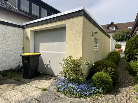 Garage - Einfamilienhaus in 34132 Kassel mit 176m² günstig kaufen