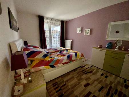 Schlafzimmer - Wohnung in 34119 Kassel mit 76m² als Kapitalanlage günstig kaufen