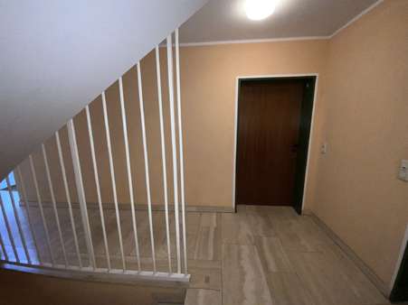 Treppenhaus - Wohnung in 34128 Kassel mit 65m² günstig kaufen