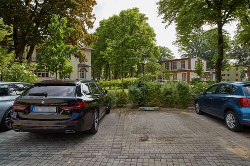 718 Stellplätze 718 Stellplätze - Wohnung in 22419 Hamburg mit 111m² kaufen