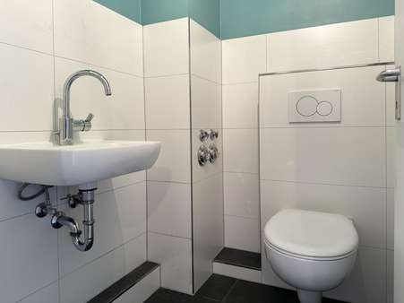Gäste-WC - Etagenwohnung in 22309 Hamburg mit 98m² kaufen