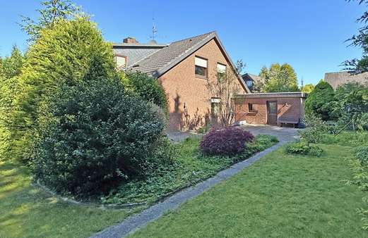 Gibelansicht - Einfamilienhaus in 21614 Buxtehude mit 169m² kaufen