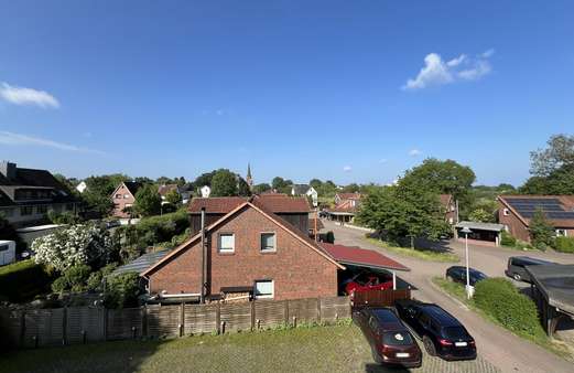 Ausblick Loggia - Dachgeschosswohnung in 21614 Buxtehude mit 154m² kaufen