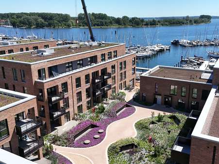 Beispielhaft Innenhof 1 Beispielhaft Innenhof 1 - Zins in 23570 Lübeck-Travemünde mit 48m² als Kapitalanlage kaufen