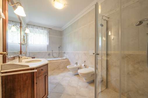 Bad Bad - Einfamilienhaus in 22397 Hamburg mit 153m² kaufen