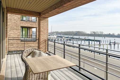 Loggia - Maisonette-Wohnung in 23570 Lübeck-Travemünde mit 87m² kaufen