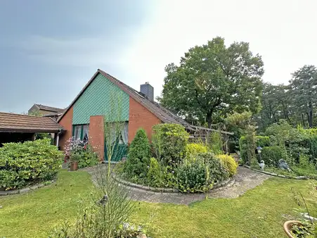 Einfamilienhaus direkt am Biotop