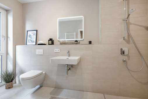 Duschbad - Etagenwohnung in 23570 Lübeck-Travemünde mit 111m² kaufen