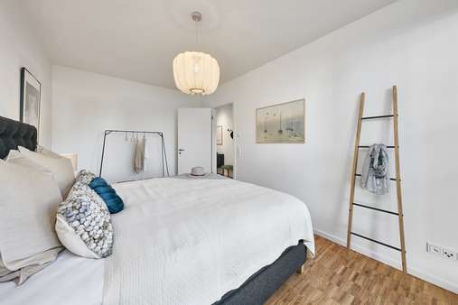 Schlafzimmer 2 - Erdgeschosswohnung in 25421 Pinneberg mit 75m² kaufen