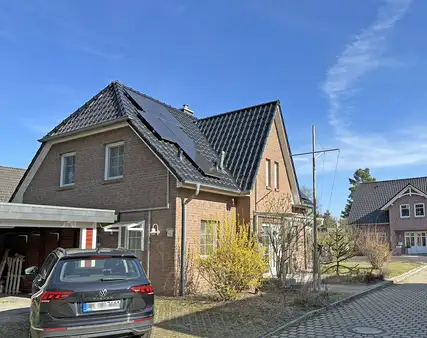 Großzügiges Einfamilienhaus in ruhiger Lage