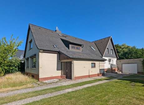 Seitenansicht Seitenansicht - Doppelhaushälfte in 22869 Schenefeld mit 119m² kaufen