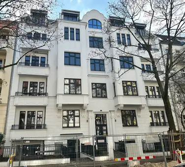 Exklusives Penthouse im Palais Friedenau – Historischer Charme trifft modernen Wohnluxus!