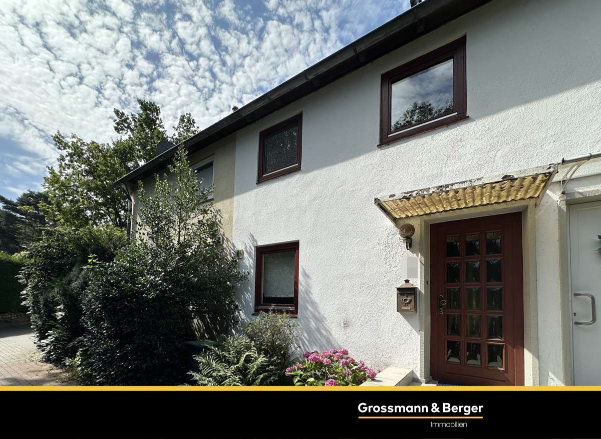 Außenansicht - Reihenmittelhaus in 22880 Wedel mit 61m² kaufen