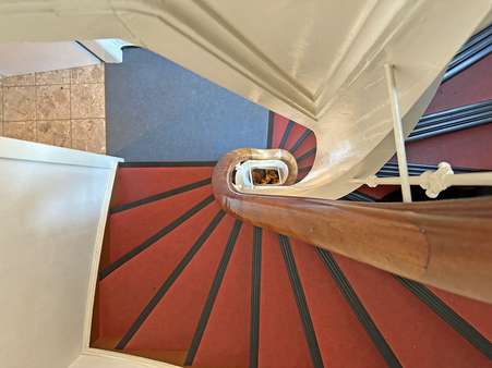Treppenhaus - Doppelhaushälfte in 22339 Hamburg mit 172m² kaufen