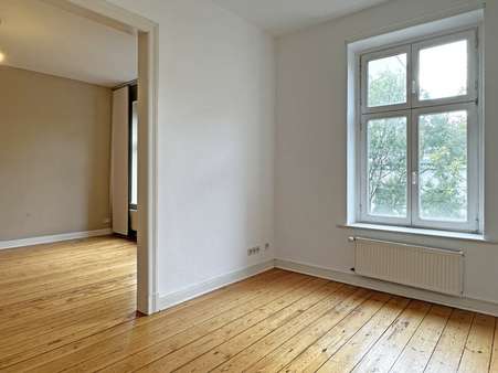 Zimmer Zimmer - Etagenwohnung in 20359 Hamburg mit 98m² kaufen