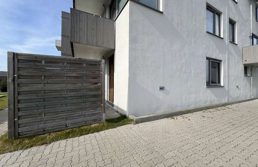 Seitenperspektive - Erdgeschosswohnung in 21147 Hamburg / Neugraben-Fischbek mit 71m² kaufen