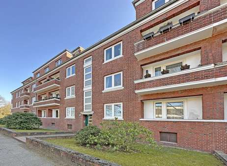 Außenansicht - Erdgeschosswohnung in 22335 Hamburg mit 84m² kaufen