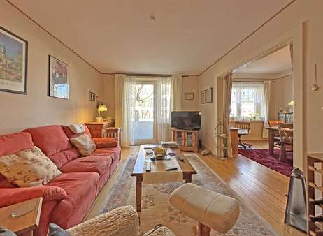 Wohnzimmer - Erdgeschosswohnung in 22335 Hamburg mit 84m² kaufen