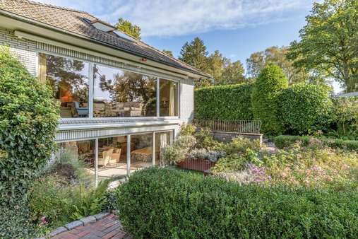 Villa in 22949 Ammersbek mit 365m² kaufen