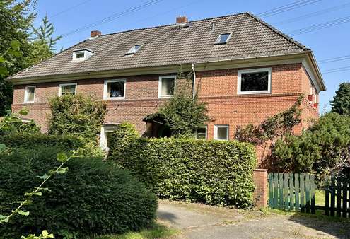 Straßenansicht Straßenansicht - Doppelhaushälfte in 22359 Hamburg mit 193m² kaufen