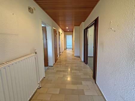 Flur - Reihenendhaus in 22846 Norderstedt mit 100m² kaufen