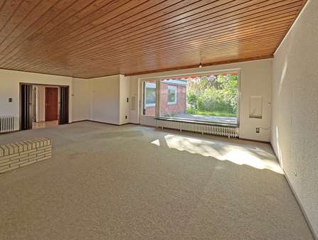 Wohnzimmer - Reihenendhaus in 22846 Norderstedt mit 100m² kaufen