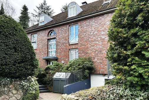 Strassenansicht Strassenansicht - Etagenwohnung in 22359 Hamburg mit 66m² kaufen