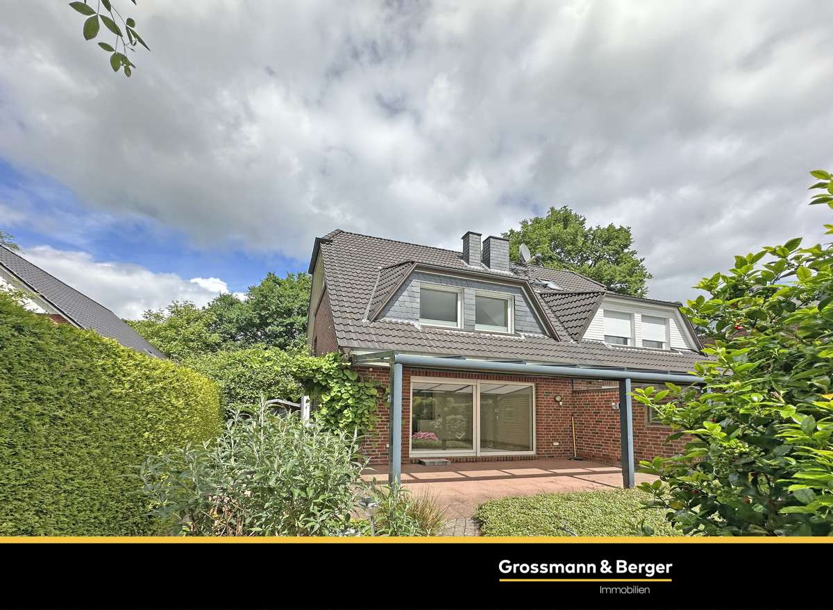 Rückansicht Rückansicht - Doppelhaushälfte in 22844 Norderstedt mit 104m² kaufen