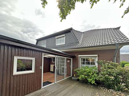Rückansicht Rückansicht - Doppelhaushälfte in 22844 Norderstedt mit 97m² kaufen