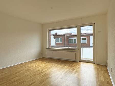 Wohnzimmer Wohnzimmer - Etagenwohnung in 22885 Barsbüttel mit 68m² kaufen