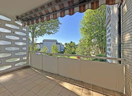 Balkon Balkon - Etagenwohnung in 22145 Hamburg mit 77m² kaufen