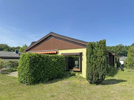 Gartenansicht Gartenansicht - Bungalow in 21521 Wohltorf mit 126m² kaufen