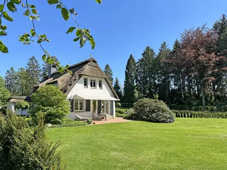 Idyllisches Reetdachanwesen in der Nordheide