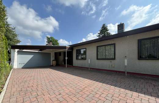 Eingangsbereich - Bungalow in 21635 Jork mit 159m² kaufen