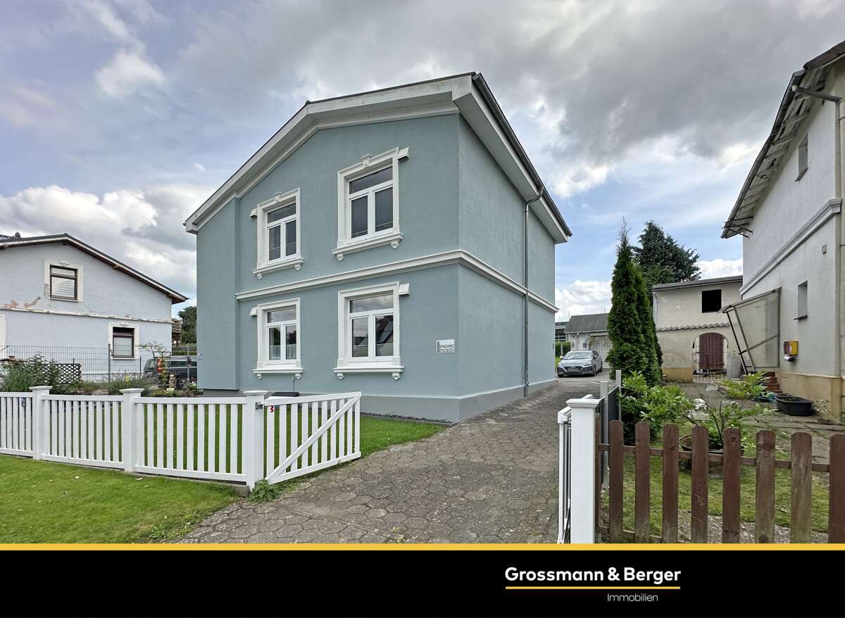 Vorderansicht  - Zweifamilienhaus in 21079 Hamburg mit 128m² kaufen