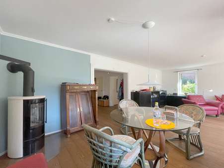 Wohnzimmer - Erdgeschosswohnung in 25421 Pinneberg mit 87m² kaufen