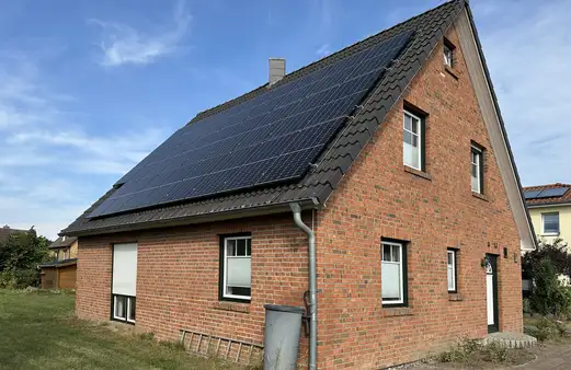 Energieeffizientes Familiendomizil im Grünen