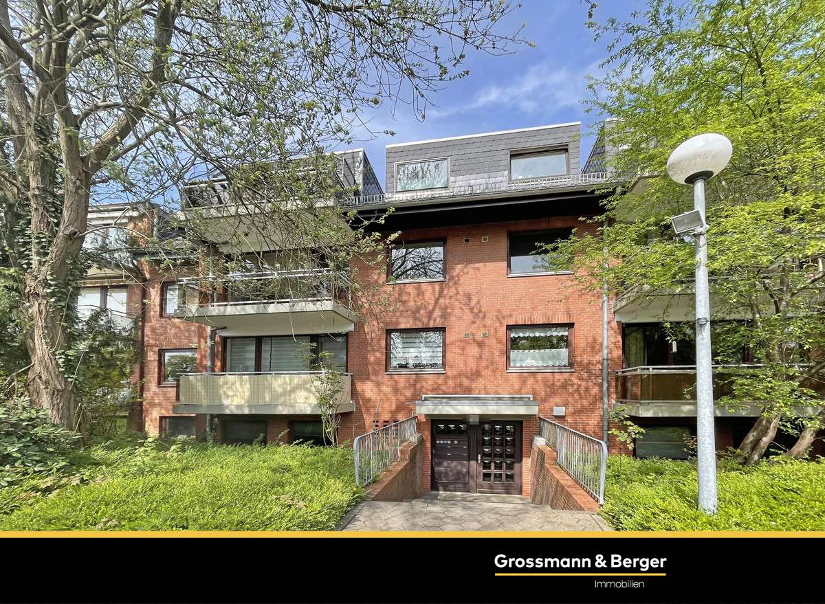 Hausansicht Hausansicht - Maisonette-Wohnung in 22851 Norderstedt mit 100m² kaufen