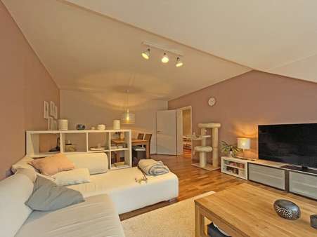 Wohnzimmer Wohnzimmer - Maisonette-Wohnung in 22851 Norderstedt mit 100m² kaufen