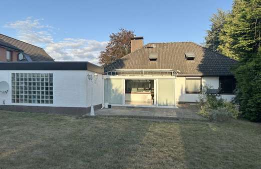Gartenansicht Gartenansicht - Einfamilienhaus in 21465 Reinbek mit 136m² kaufen