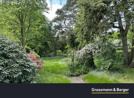 Großes Baugrundstück mit Altbestand und vielen
Möglichkeiten