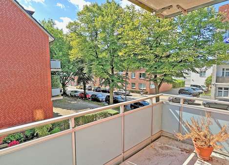 Balkon - Etagenwohnung in 22047 Hamburg mit 75m² kaufen