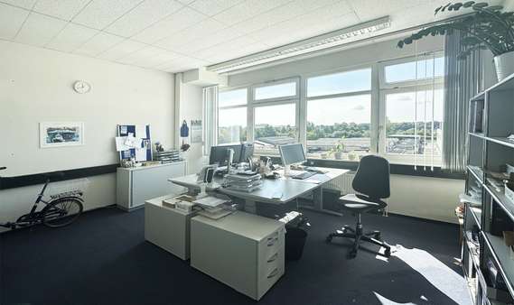 Weitere Ansichten - Bürofläche in 21109 Hamburg mit 399m² mieten